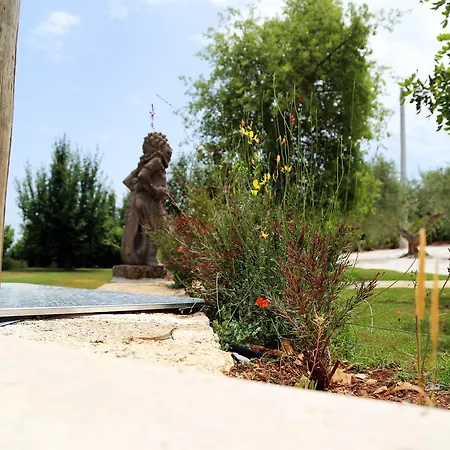 Aminua Residenza Di Charme Bed & Breakfast 3*