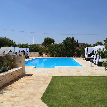 Aminua Residenza Di Charme Bed & Breakfast 3*