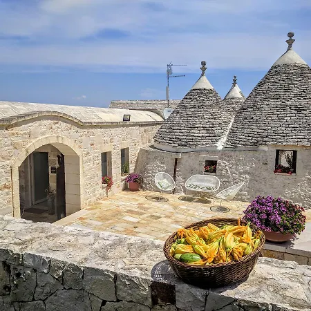 Aminua Residenza Di Charme Bed & Breakfast 3*